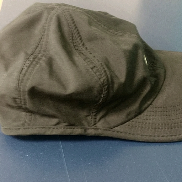 Nike Featherlight Dri-fit hat - Picture 4 of 6